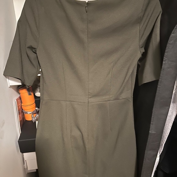 Banana Republic - Olive Green dress - Picture 2 of 3